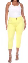 White Mark Plus Size Capri Jeans In Yellow