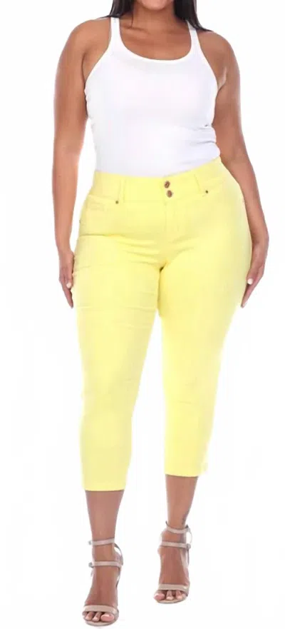 WHITE MARK CAPRI JEANS - PLUS IN YELLOW