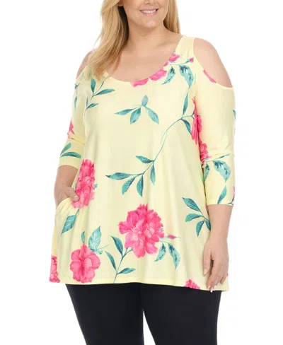White Mark Plus Size Floral Cold Shoulder Knit Tunic Top In Yellow