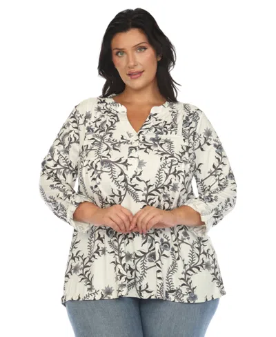 White Mark Plus Size Paisley Button Front Tunic Top In White,black