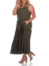 White Mark Maternity Plus Size Scoop Neck Tiered Midi Dress In Green