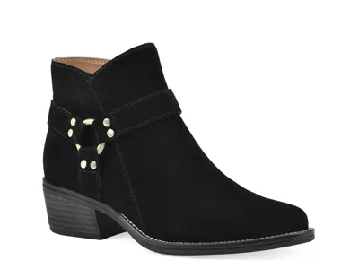 White Mountain Altossa Western Bootie In Black
