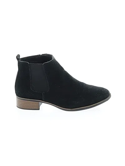 Pre-owned White Mountain Ankle Boots In Black