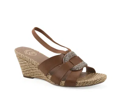White Mountain Atavi Wedge Sandal In Brown