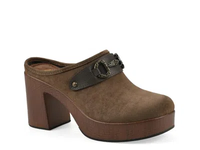 White Mountain Barleys Platform Clog In Brown