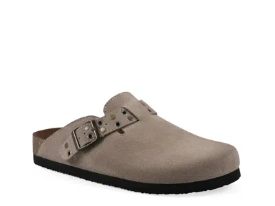 White Mountain Benben Clog In Brown
