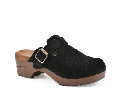 White Mountain Bistros Clog In Multi