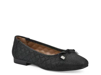White Mountain Bocah Ballet Flat In Black