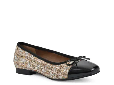 White Mountain Bocci Ballet Flat In Black