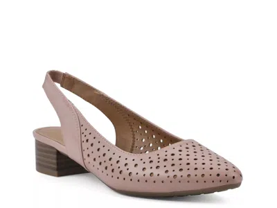 White Mountain Boronic Pump In Pink