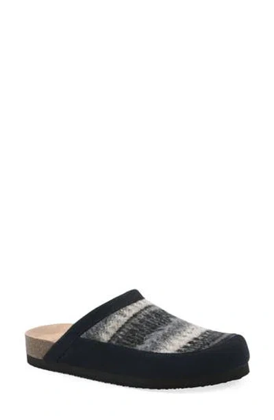 White Mountain Footwear Benday Clog In Black