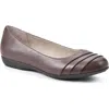 White Mountain Footwear Clara Ballet Flat In Brown/smooth