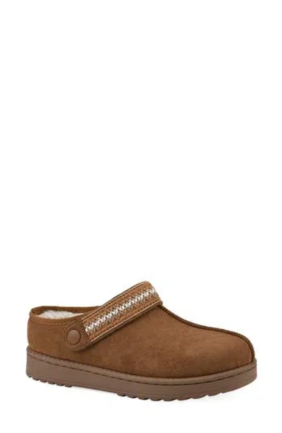White Mountain Footwear Incast Faux Shearling Lined Clog Slipper In Chestnut/ Fabric