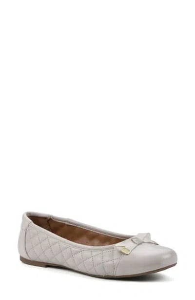 White Mountain Footwear Seaglass Quilted Ballet Flat In Eggshell/smooth