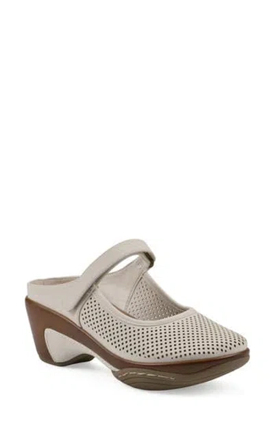 White Mountain Footwear Vinto Mule In Gray