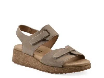 White Mountain Gelato Wedge Sandal