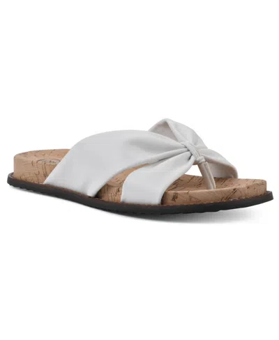 White Mountain Malanga Thong Sandals In White Smooth
