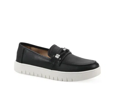 White Mountain Naathan Loafer In Black