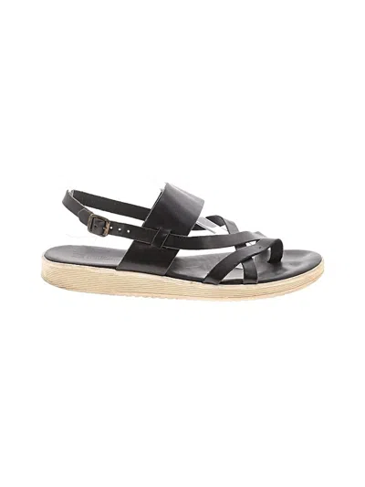 Pre-owned White Mountain Sandals In Black