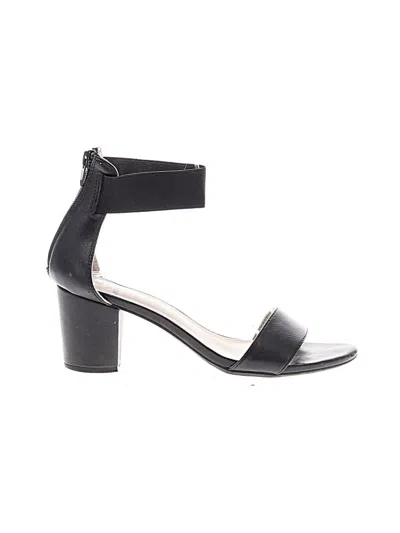 Pre-owned White Mountain Sandals In Black