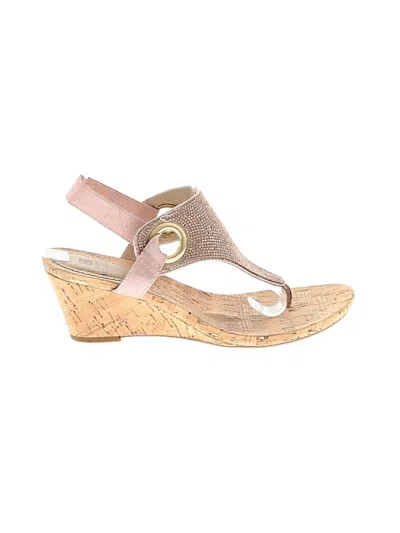 Pre-owned White Mountain Sandals In Pink