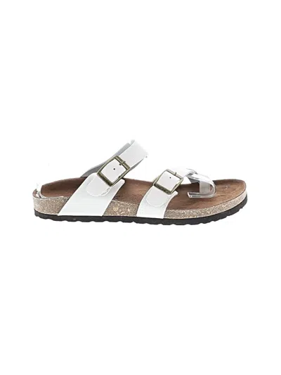 Pre-owned White Mountain Sandals In White