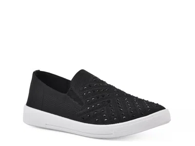 White Mountain Upbring Slipon Sneaker In Black