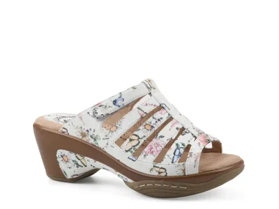 White Mountain Valencia Platform Sandal In Multi