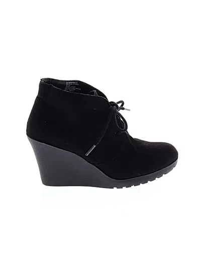 Pre-owned White Mountain Wedges In Black
