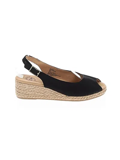 Pre-owned White Mountain Wedges In Black