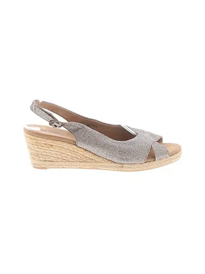 Pre-owned White Mountain Wedges In Gray