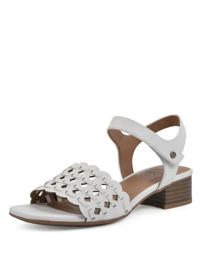 White Mountain Women's Alumina Block Heel Flat Sandals In White