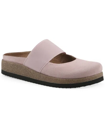 White Mountain Bassi Clog In Pink