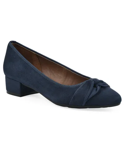 White Mountain Women's Bordeaux Low Block Heel Pumps In Navy Fabric