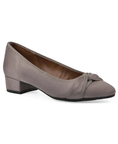 White Mountain Women's Bordeaux Low Block Heel Pumps In Taupe Fabric