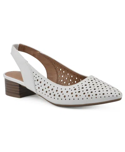 White Mountain Women's Boronic Pointy Toe Pumps In White Smooth