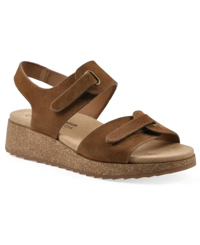 White Mountain Women's Gelato Round Toe Wedge Sandals In Whiskey Suede