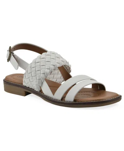 White Mountain Women's Macaroni Round Toe Flat Sandals In White Smooth