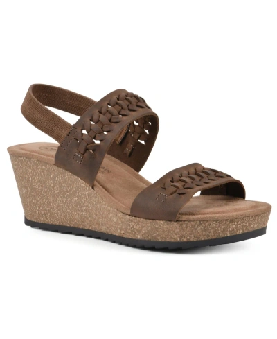 White Mountain Pretreat Wedge Sandals In Brown Leather