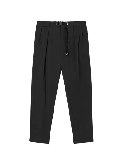 White Sand Buckle-fastening Pleated Trousers In Black