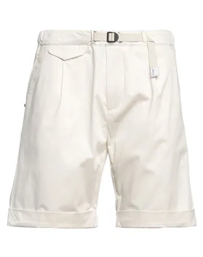 White Sand Man Shorts & Bermuda Shorts Off White Size 28 Cotton, Elastane