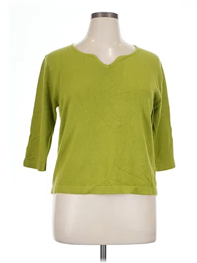 Pre-owned White Stag 3/4 Sleeve Top Green V-neck Tops