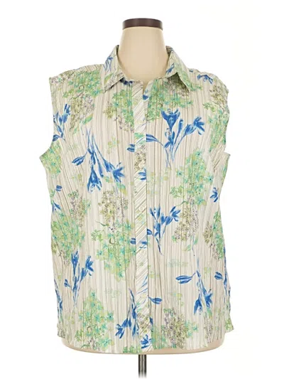 Pre-owned White Stag Sleeveless Button Down Shirt In Ivory