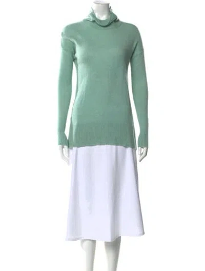 Pre-owned White + Warren Cashmere Turtleneck Sweater In Green