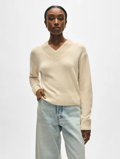 White + Warren Cashmere Wide Rib Trim V Neck Sweater In Natural Heather In Gray