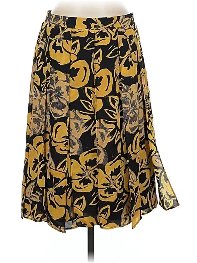 Pre-owned Who What Wear Casual Skirt In Gold