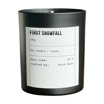 Wick Guru Black / Neutrals / White Snowfall Candle – White Musk, Amber & Fresh Scents In Multi