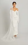 Wiederhoeft Carnation Embellished  Veil In Off-white