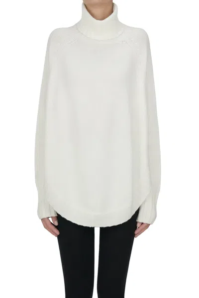 Wild Cashmere Rounded Hem Pullover In White