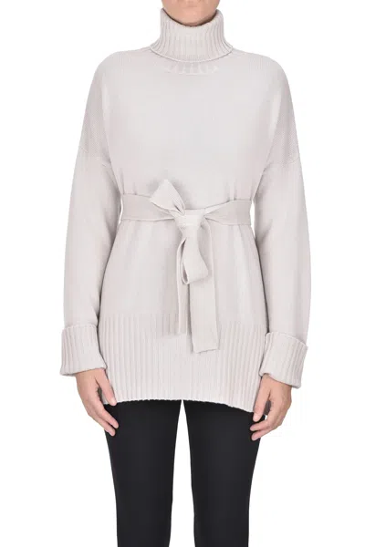 Wild Cashmere Turtleneck Pullover In Sand